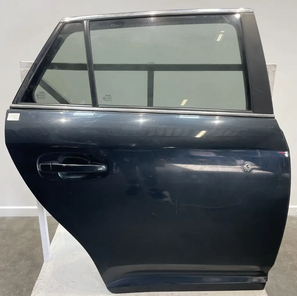 ✅Porte arrieré droite TOYOTA AVENSIS III Wagon 2013   6700305161 556980 