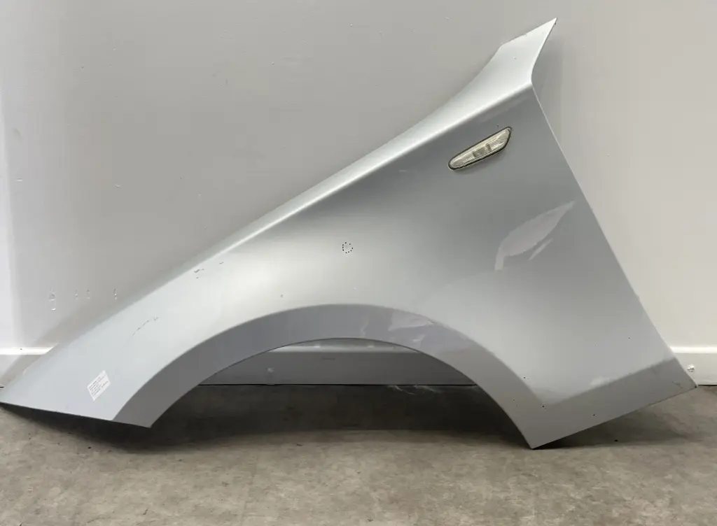 ✅Aile avant gauche BMW 116D 2011 E87 41357133227 7133227 581053