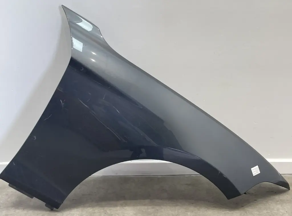 ✅Aile avant droite BMW 114I 2014 F21 41007284646 7284646 581303