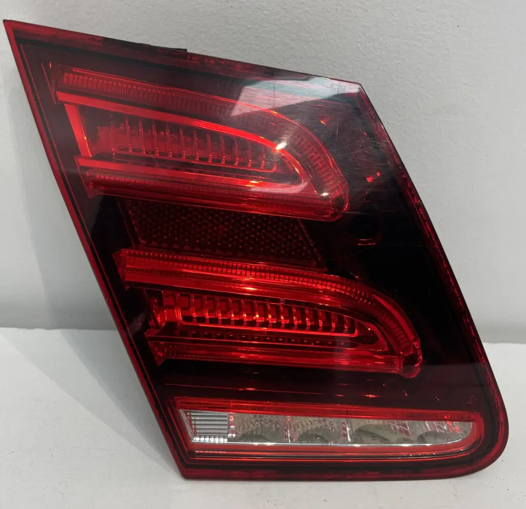 ✅Feux arrière sur hayon gauche MERCEDES E300 W212 2014 613991 98732235