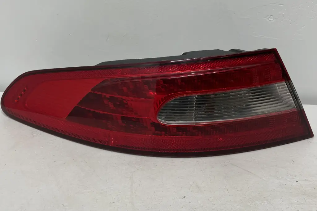 ✅Feu / phare arrière gauche JAGUAR XF 2010 X250 8X2313405BD 8X2313405 580268