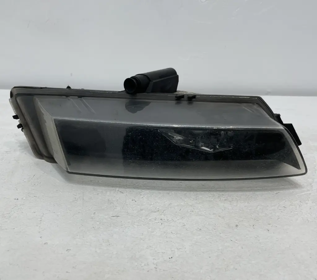 ✅Feu antibrouillard avant droite BMW 118D 2008 E87 7181288 0305084002 572638