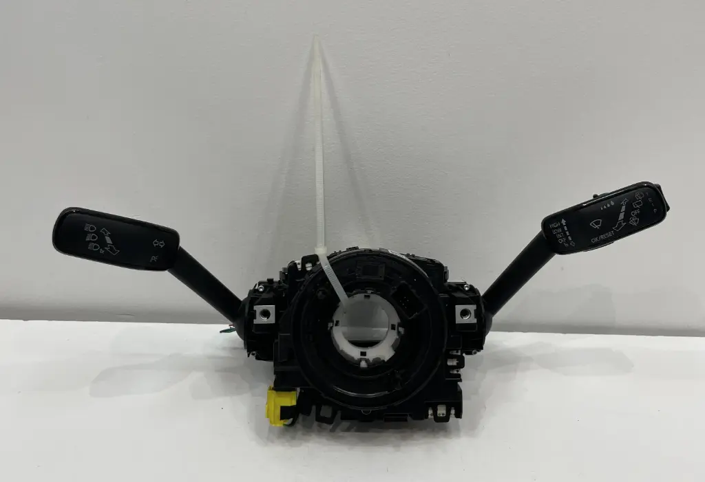 ✅Commodo commande essuie-glace/phare SKODA OCTAVIA 2013 III 5Q0953507AB 580573