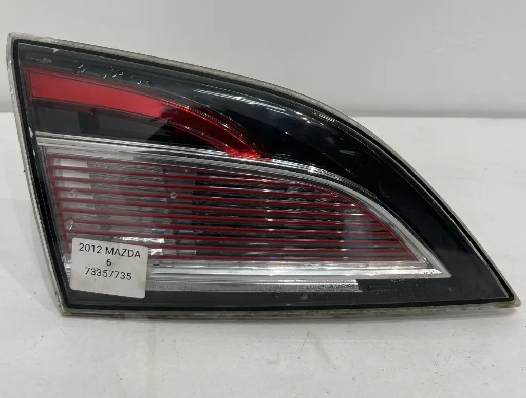 ✅Feu arrière sur hayon gauche MAZDA 6 2012 II GS2A513F0 GS2A-513F0 73357735 