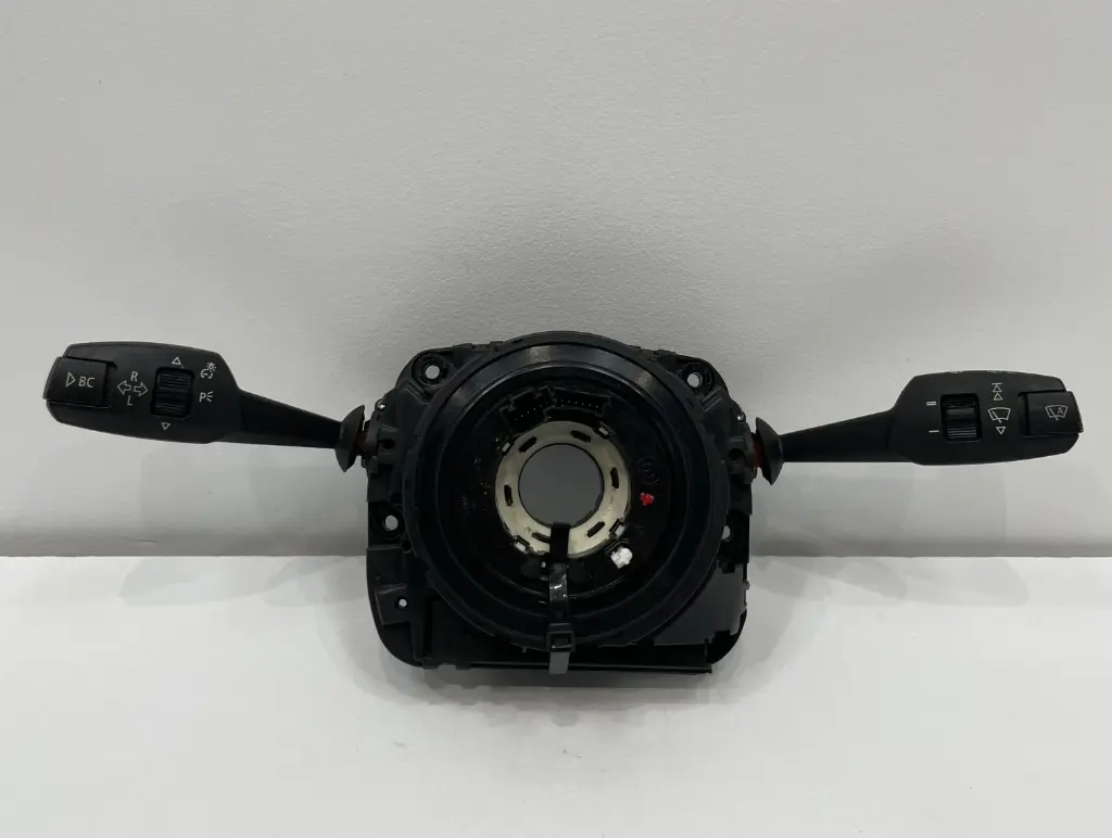 ✅Commodo commande essuie-glace/phare BMW 120D 2008 E87 39200208231 73689395