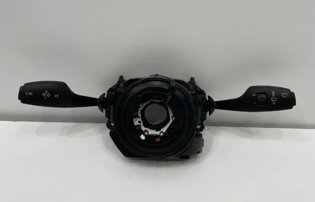 ✅Commodo commande essuie-glace/phare BMW 116I 2012 F20 925375301 10093906 576560