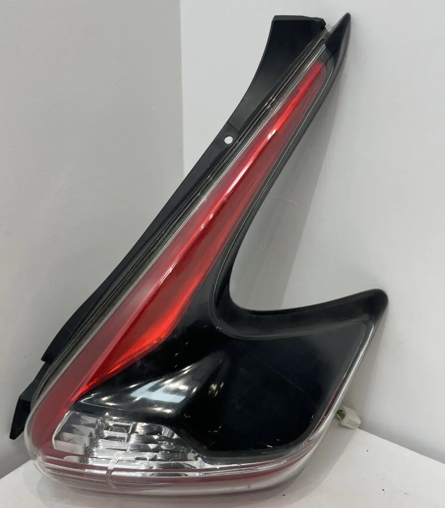✅Feu / phare arrière droite NISSAN JUKE 2016 26550BV80B 26550-BV80B 580762