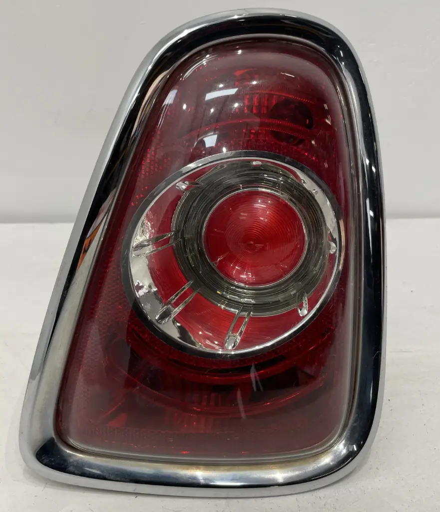 ✅Feu / phare arrière droite MINI COOPER 2011 R56  7255912-04 7255912 579926 