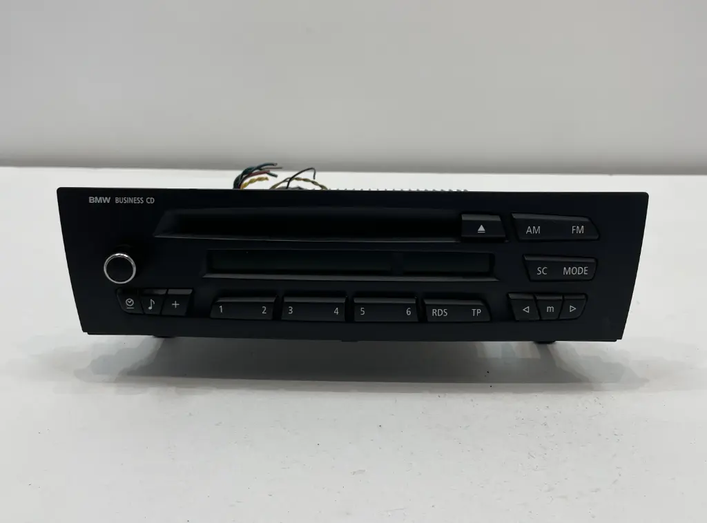 ✅Unité principale radio / CD / DVD / GPS BMW 118D 2008 E87 65129202152 572638