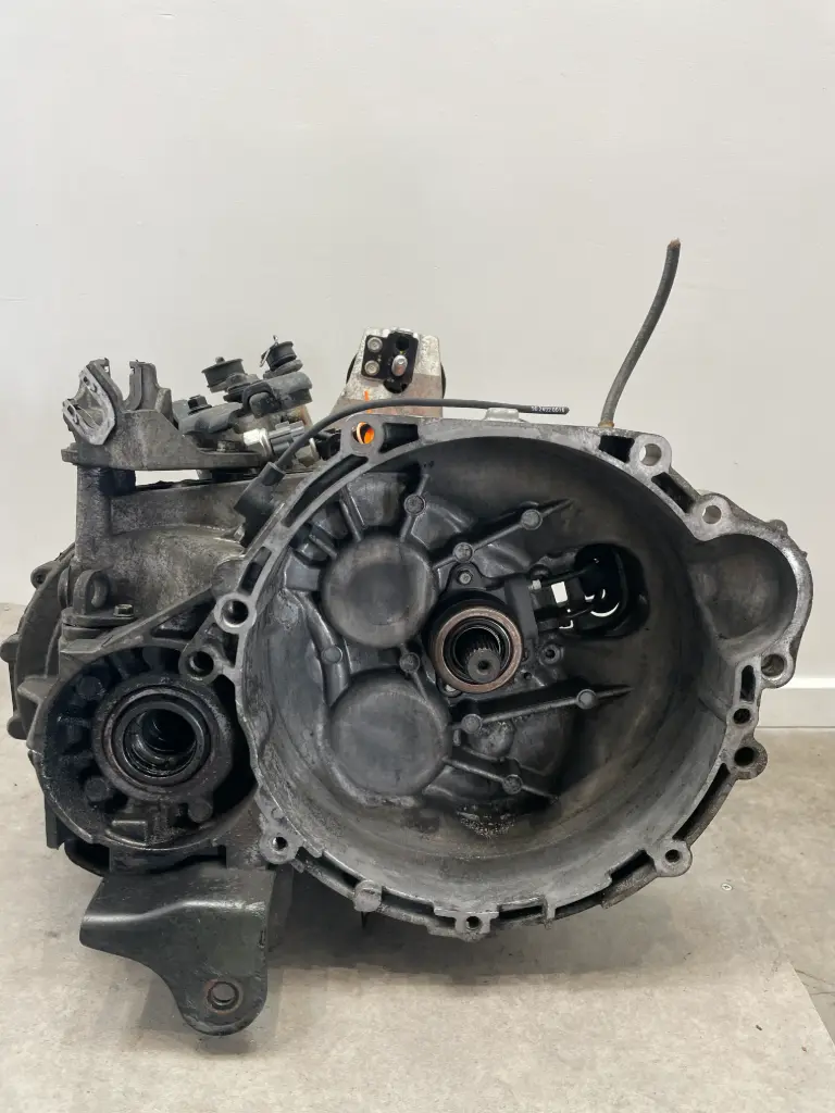 ✅BOITE manuelle 2WD SF81VF 4300024510 HYUNDAI I40 2015 1.7D 579670