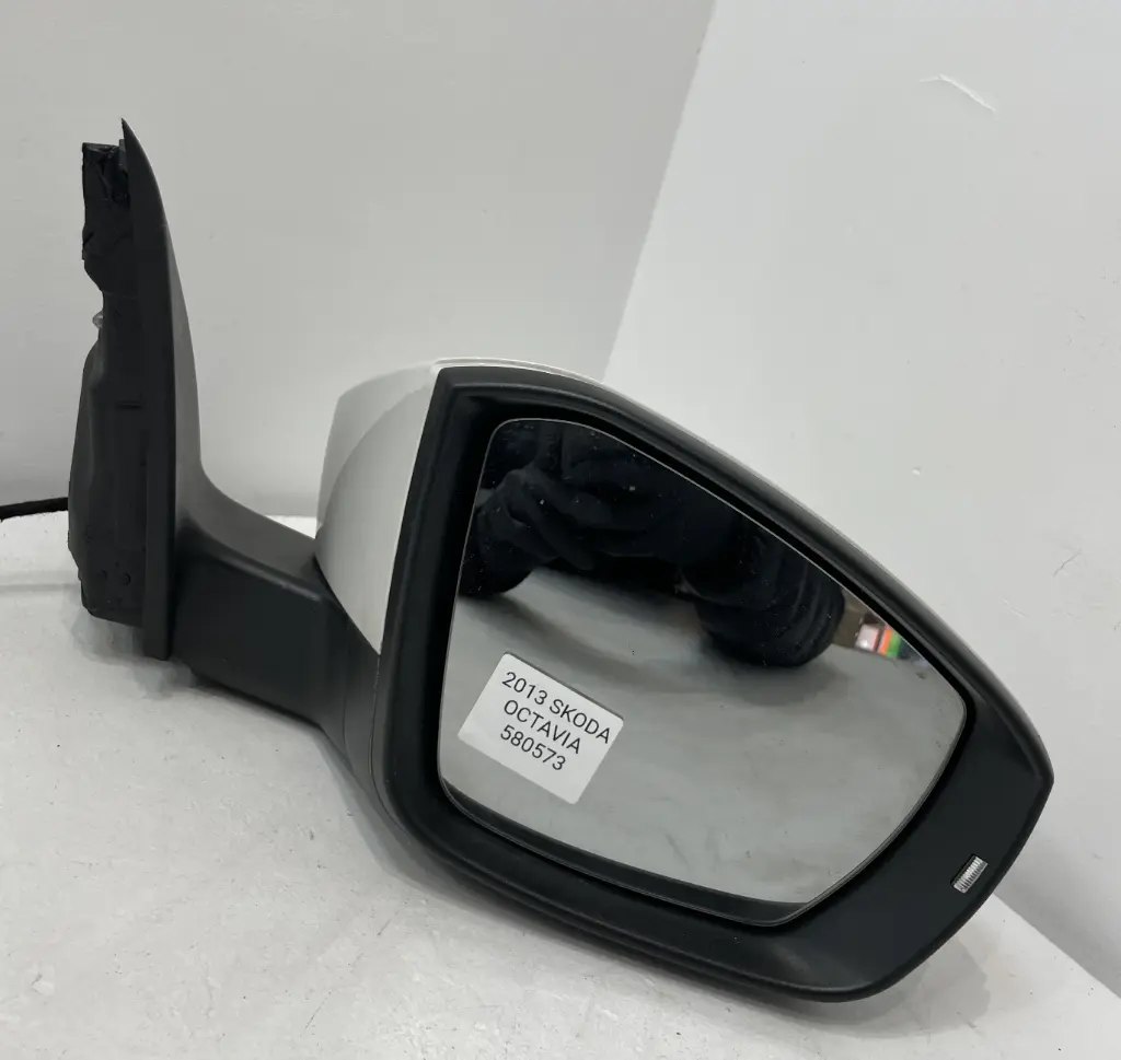 ✅Rétroviseur extérieur droite SKODA OCTAVIA 2013 III Hatchback 5E0857934 580573 
