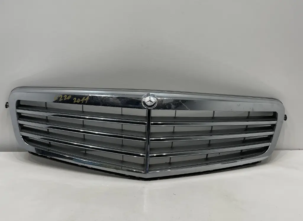 ✅Grille/Calandre MERCEDES C220 2011 S204 A2048801483 2048801483 582143