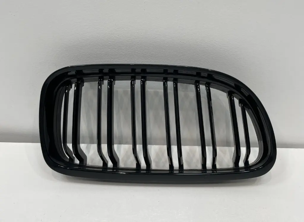 ✅Grille / Calandre droit BMW 318I 2010 E90 51137201970 582879