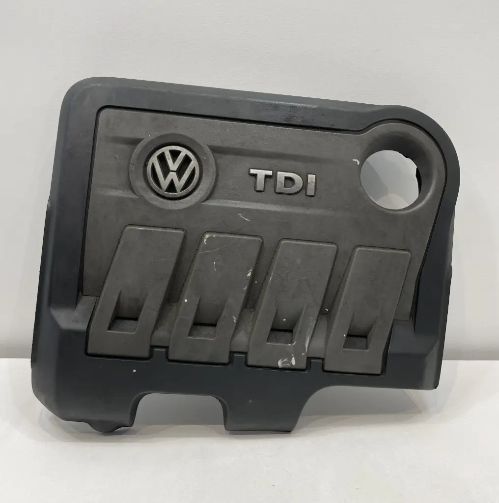 ✅COUVERCLE/CACHE MOTEUR Volkswagen TOURAN 2013 1.6D 77KW 06200288 583346