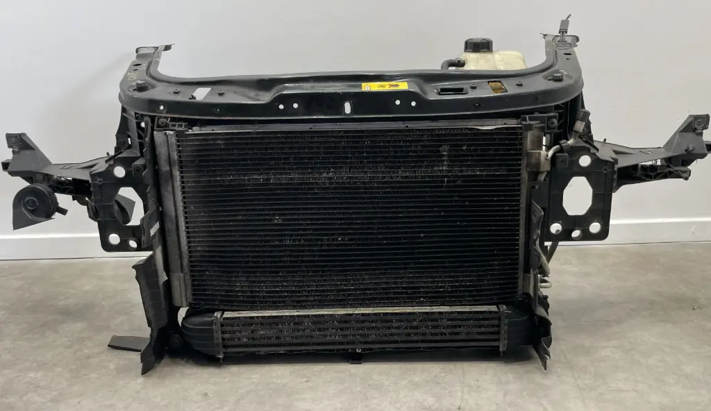 ✅Support de radiateur sur cadre face avant MINI ONE 2011 R56 51717147912 19676 