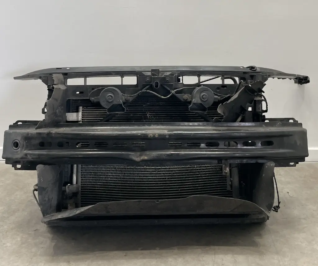 ✅Support de radiateur sur cadre face avant SKODA OCTAVIA 2013 5Q0121251EB 580573  