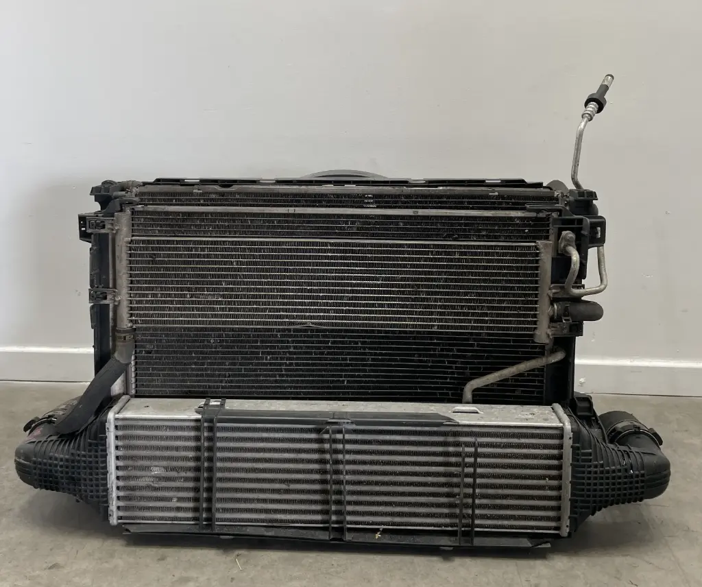 ✅Kit Radiateur MERCEDES E300 2014 W212 A2049061403 A2045000654 98732235 