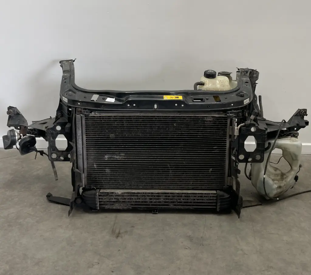 ✅Support de radiateur sur cadre face avant MINI ONE 2012 R56 51717147912 72956495 