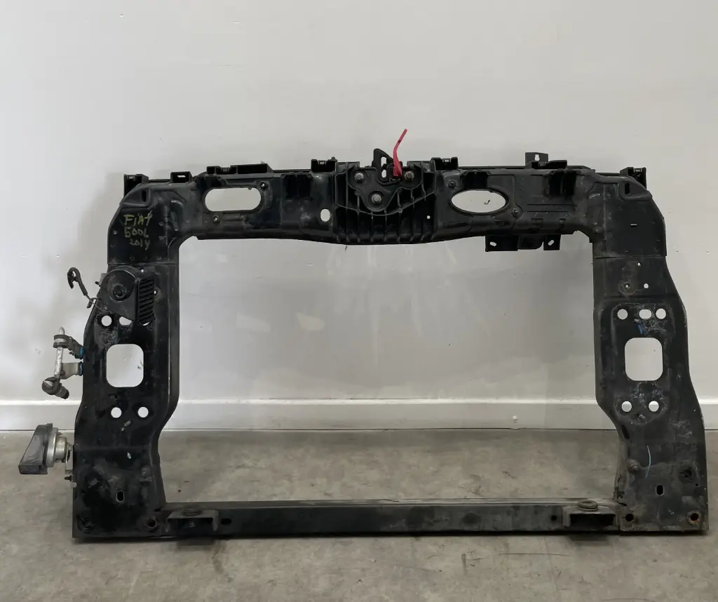✅Support de radiateur sur cadre face avant FIAT 500L 2014 51883542 582572 