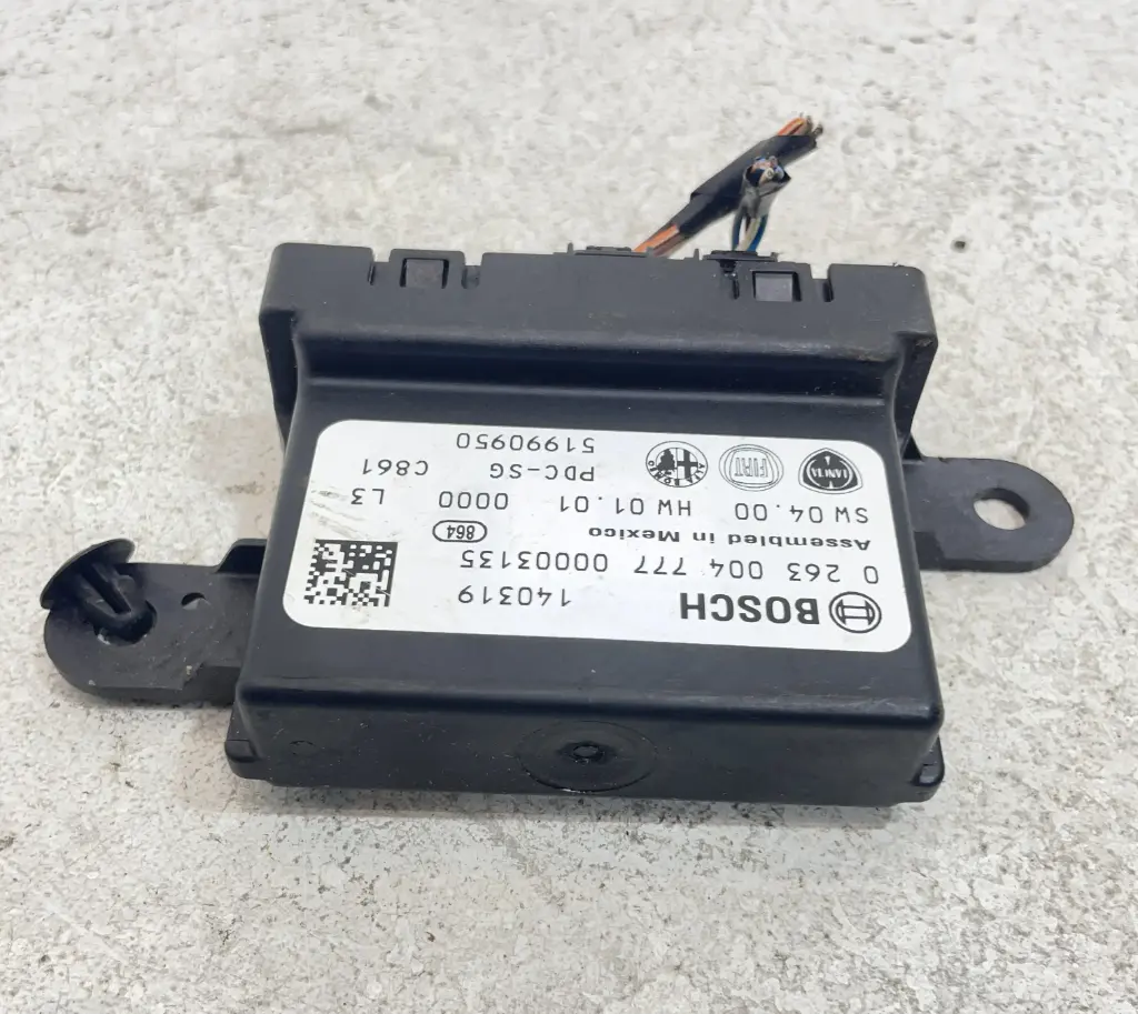 ✅Module unité de commande PDC FIAT 500L 2014 0263004777 51990950 561046