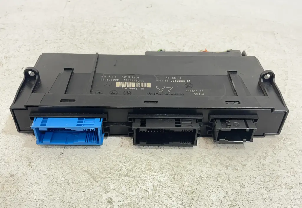 ✅Module confort BMW 520D 2011 F11 6135925233301 925233301 554302