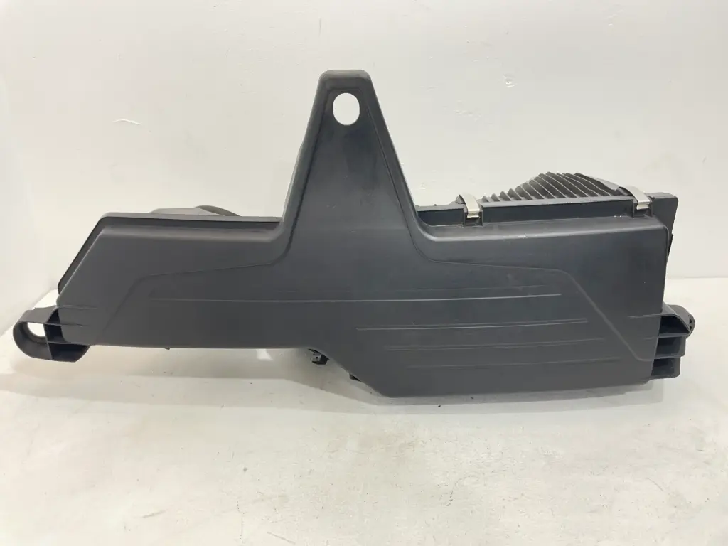 ✅BOÎTIER DE FILTRE A AIR /DÉBITMÈTRE BMW 116I 2012  F20 70518447 10737810 576560