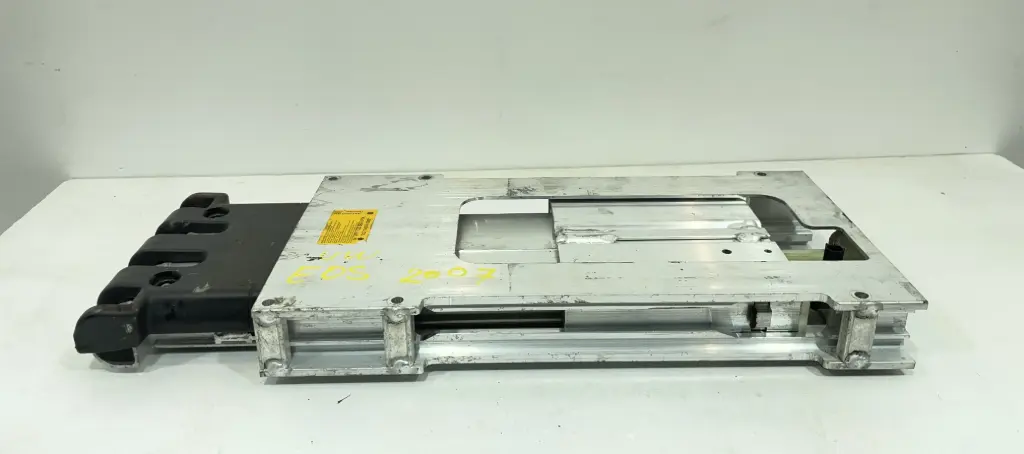  ✅Arceau de sécurité / toit cabriolet VOLKSWAGEN EOS 2007 1Q0880077A 560510