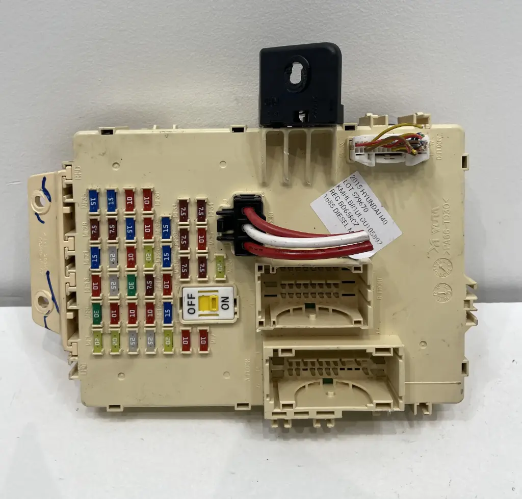 ✅Module de fusibles HYUNDAI I40 2015 919553Z020 91955-3Z020 579670 