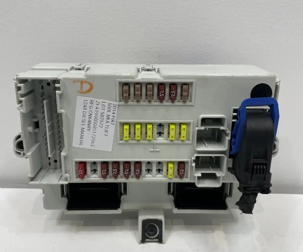 ✅Module de contrôle carrosserie centrale FIAT 500L MULTIJET 2014 51984087 582572 