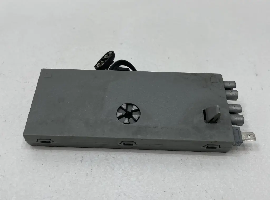 ✅Amplificateur d'antenne JAGUAR XF 2010 X250 8X2318C847CC 580268