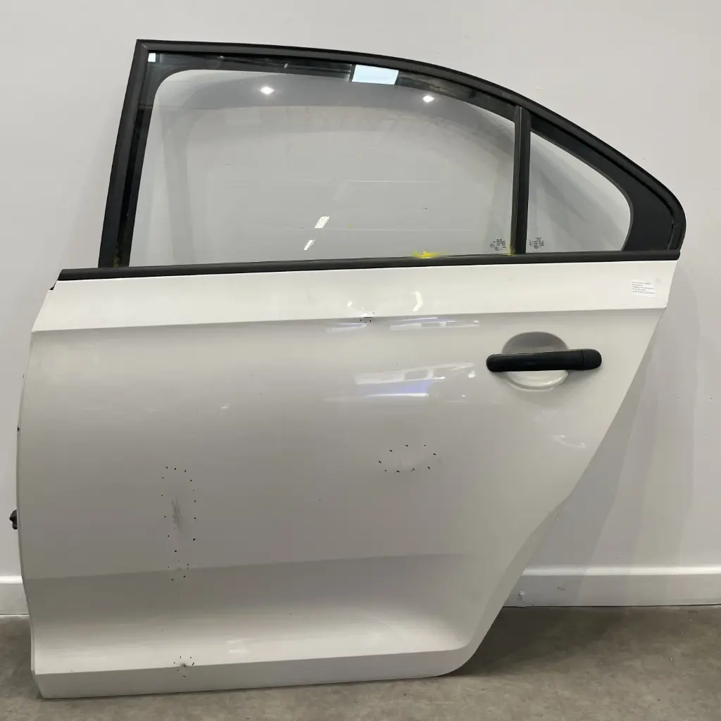 ✅Porte arriére gauche SKODA RAPID 2014 5JA833051B 328314 