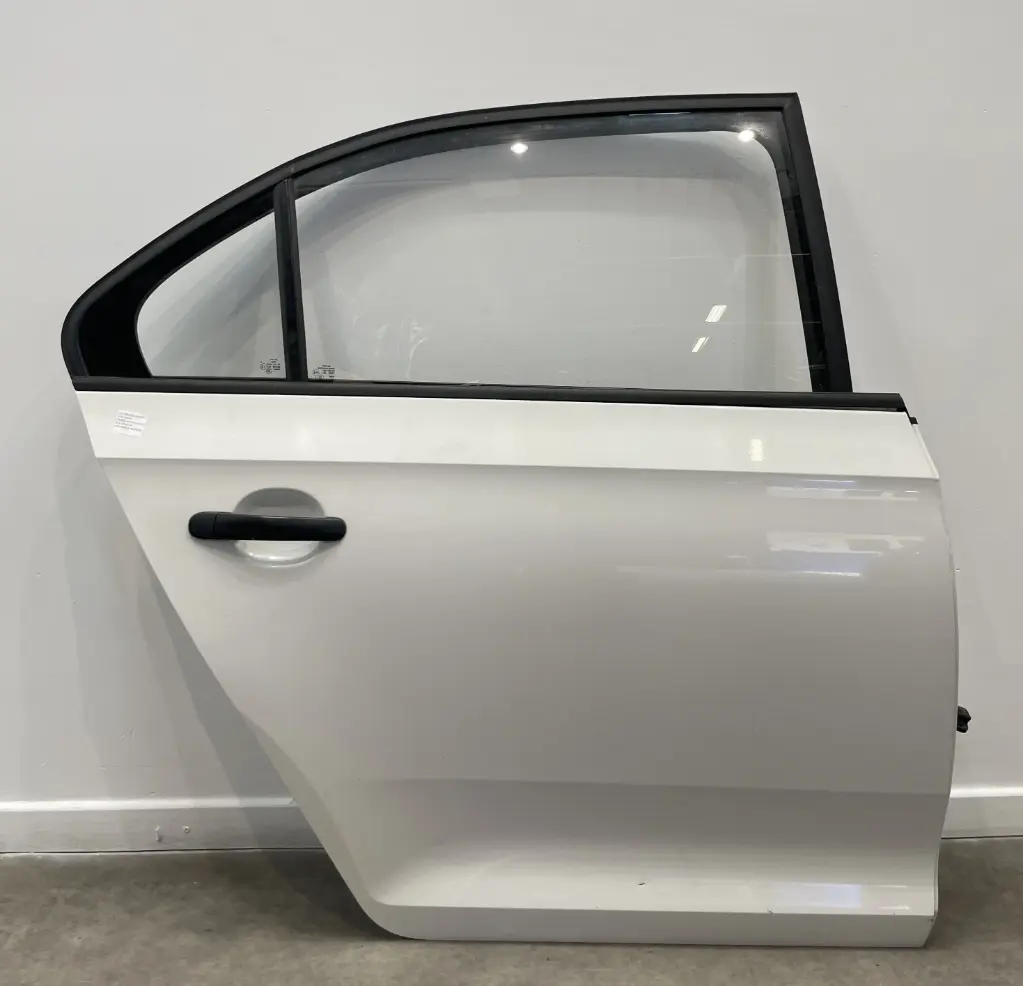 ✅Porte arriére droite SKODA RAPID 2014 5JA833052B 328314 