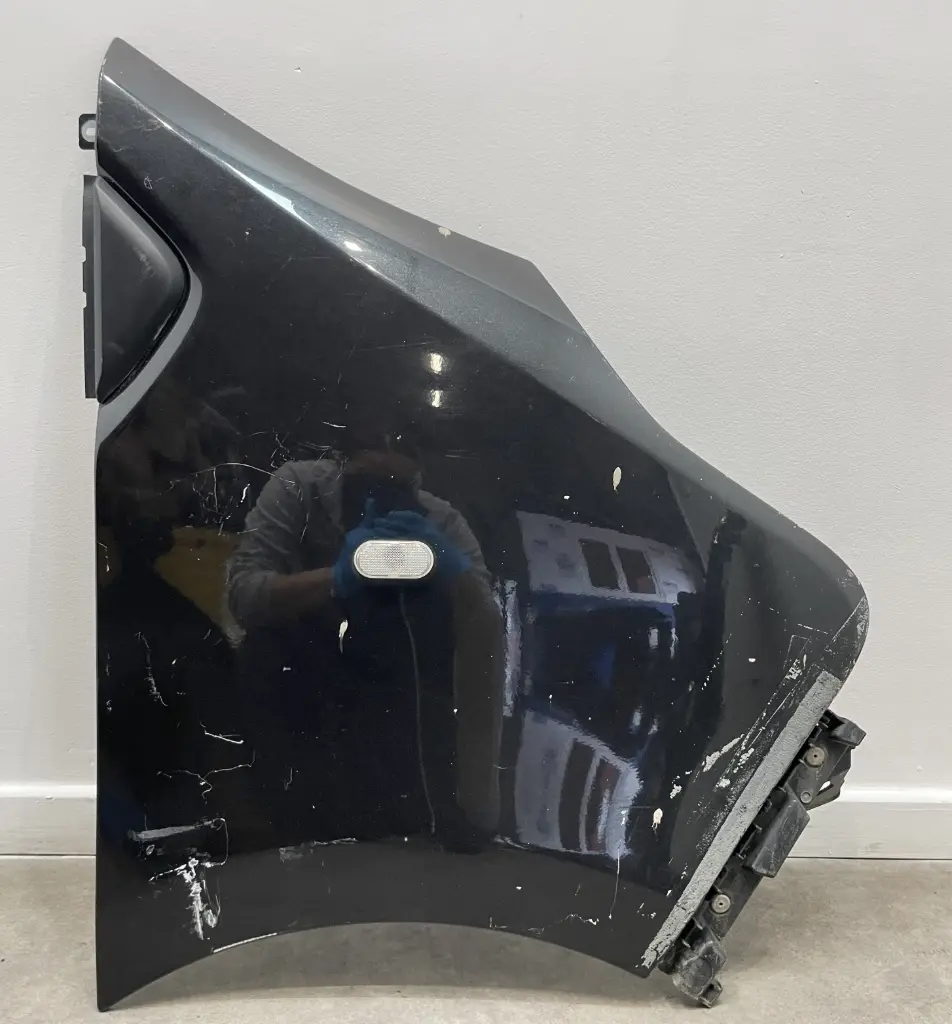 ✅Aile avant droite OPEL VIVARO 2016  93455813 79875765 