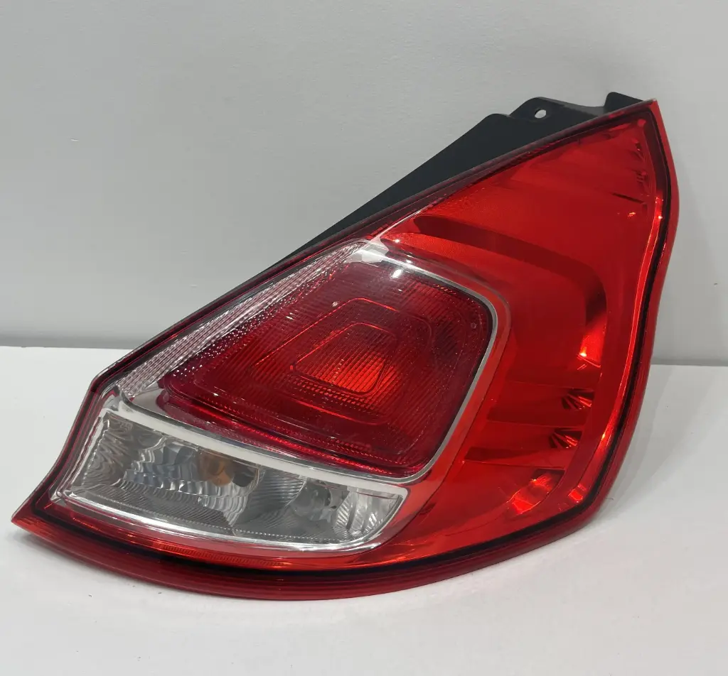 ✅Feu / phare arrière droite FORD FIESTA 2014 C1BB-13404-A C1BB13404A 50003247 
