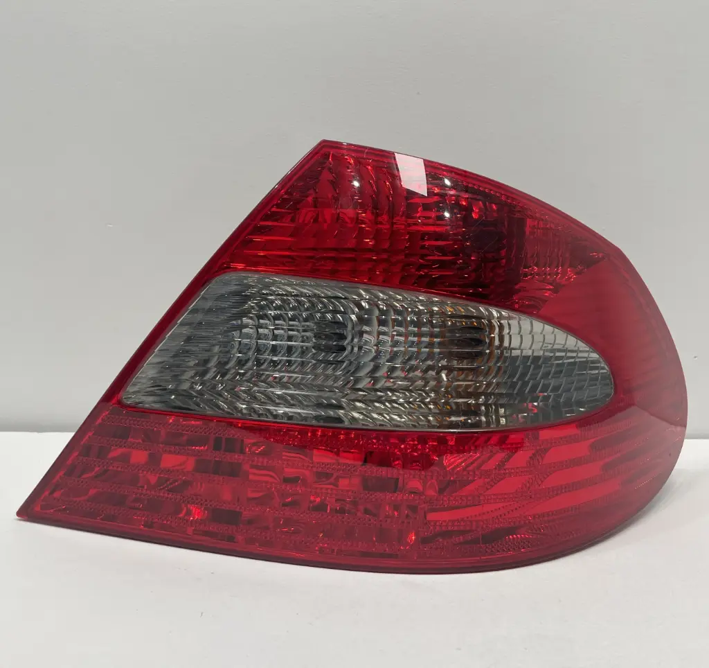 ✅Feu / phare arrière droite MERCEDES CLK 2008 A209 A2098201664 47153416 