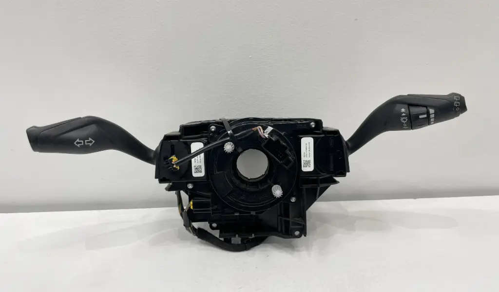 ✅Commodo commande essuie-glace/phare FORD FOCUS 2011 AV6T-13335-AB 597530