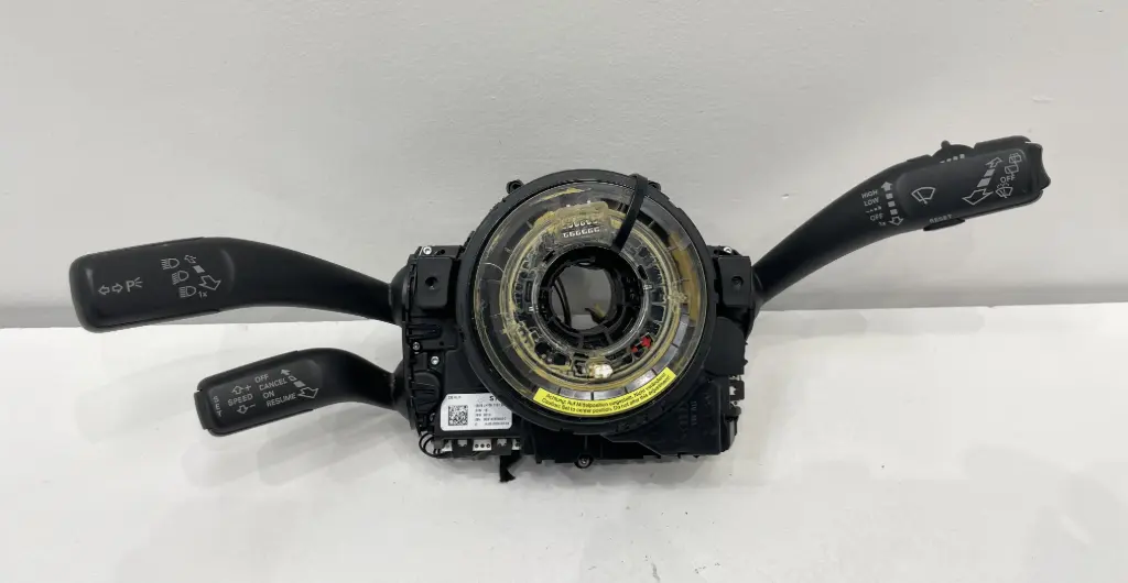 ✅Commodo commande essuie-glace/phare AUDI Q5 2009 8K0953502 8K0953568F 50003778