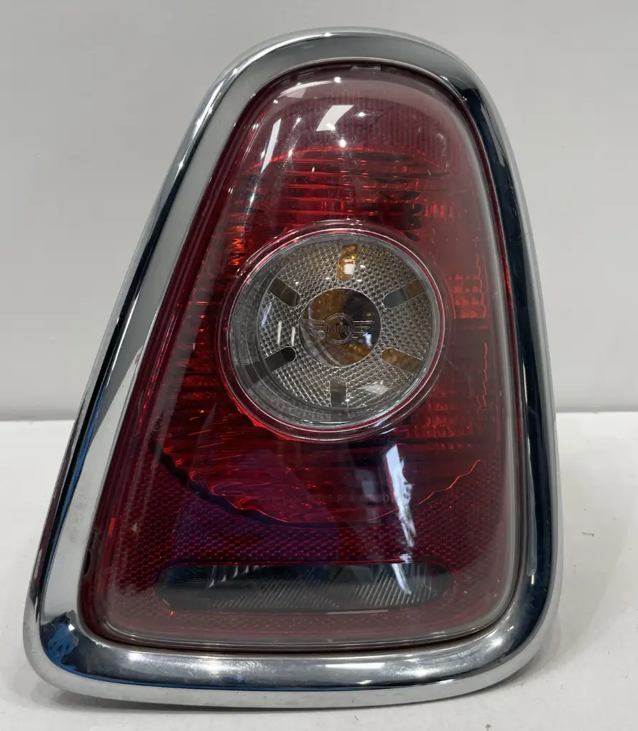 ✅Feu / phare arrière droite MINI COOPER 2010 R56 63212757010 50000110 