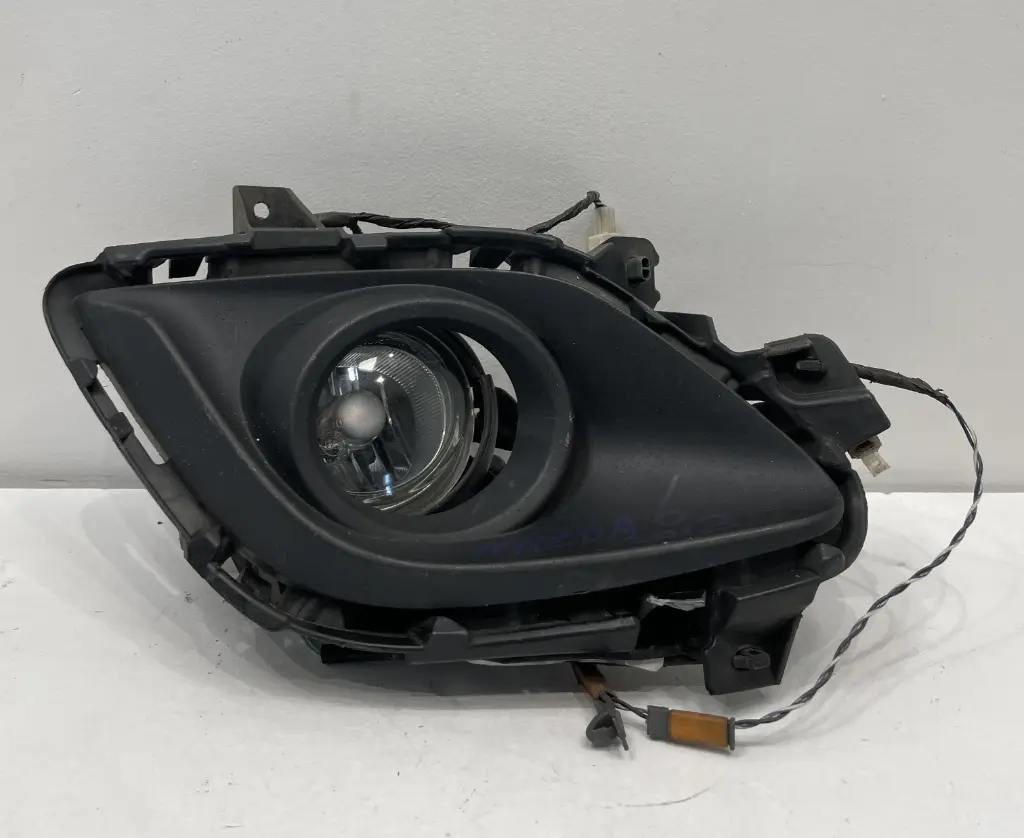 ✅Feu antibrouillard avant gauche MAZDA 6 2013 11441977 48067416