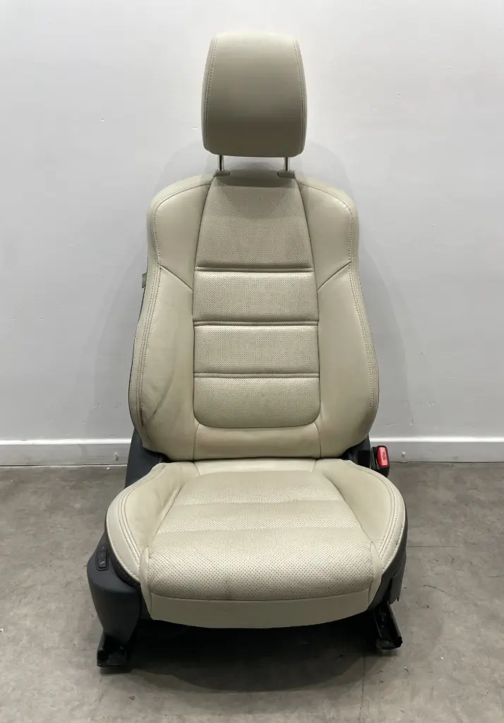 ✅Siege Banquette Avant Droit MAZDA 6 2013 GJ6A88A00  K021613A19 48067416