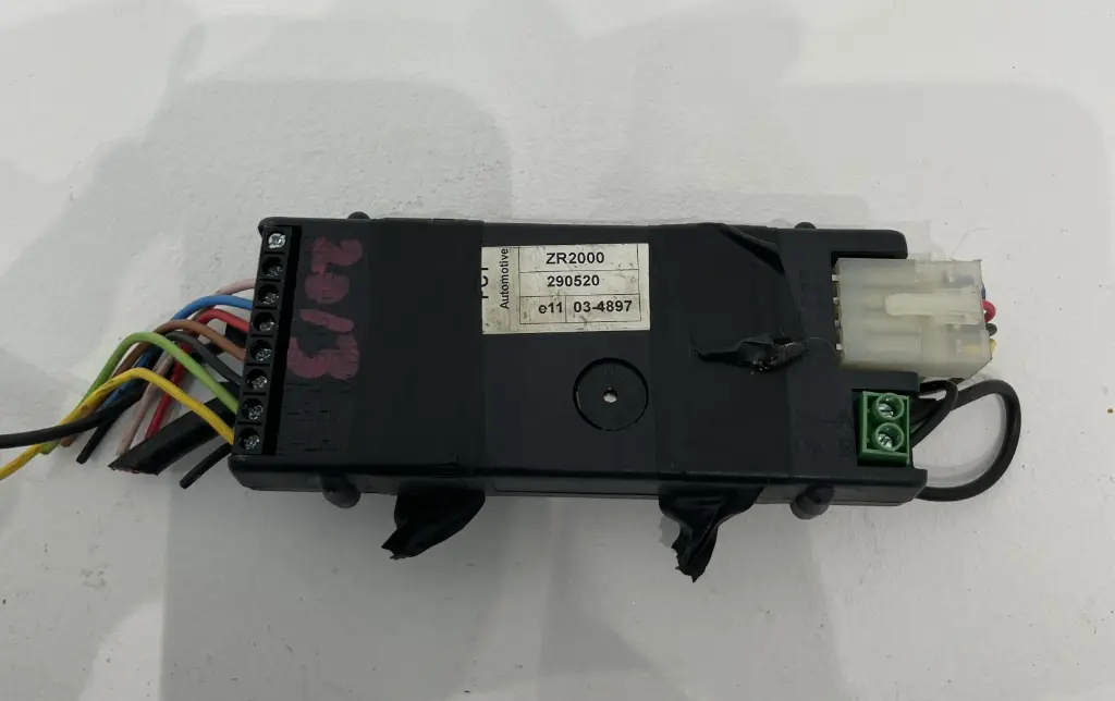  ✅Calculateur / module pour attelage FORD KUGA 2011 E11034897 ZR2000 50001785