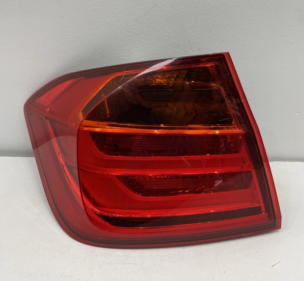 ✅Feu / phare arrière gauche BMW 320D  2012 F30 6321725989307 50022266 