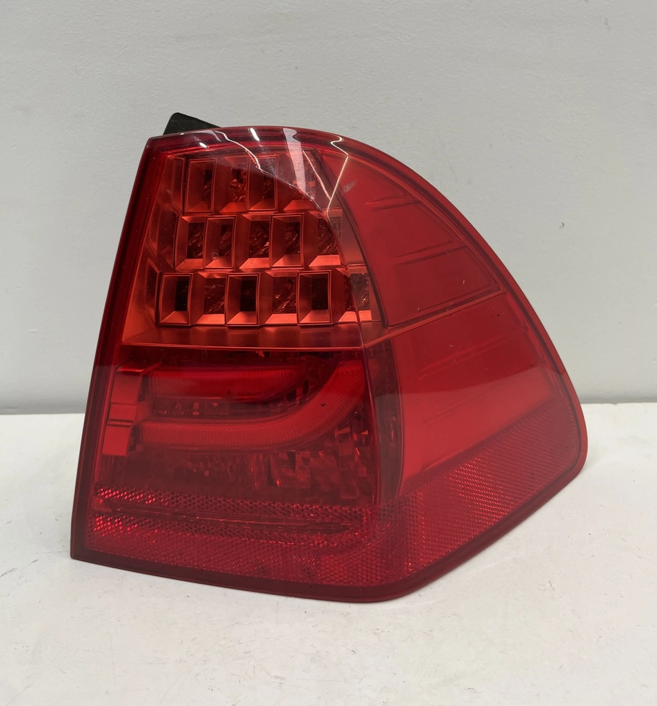 ✅Feu / phare arrière droite BMW 320D 2009 E91 63217289432 7289432 56208906 