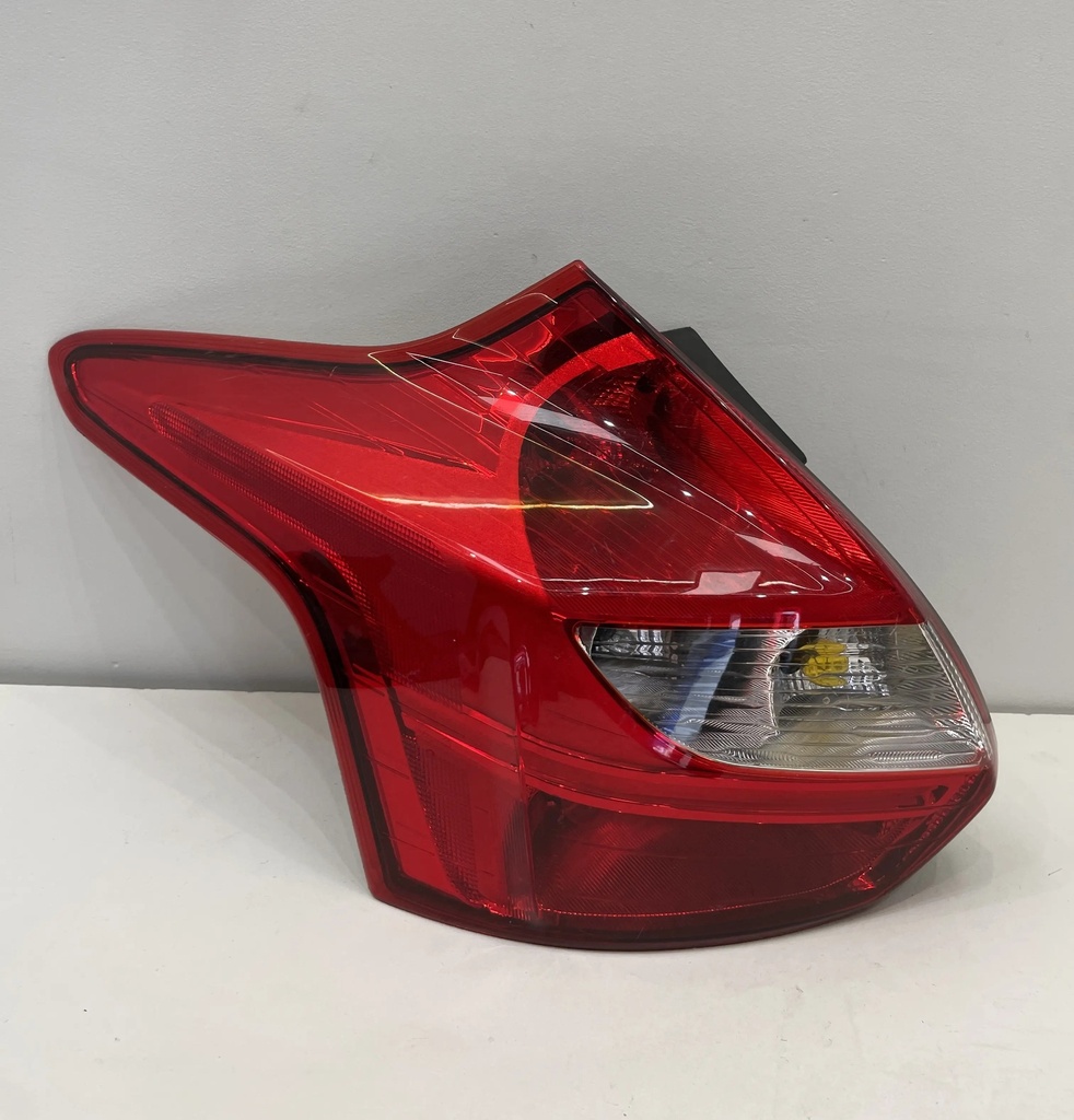 ✅Feu / phare arrière gauche FORD FOCUS 2012 BM51-13405-A BM5113405A 58568246 