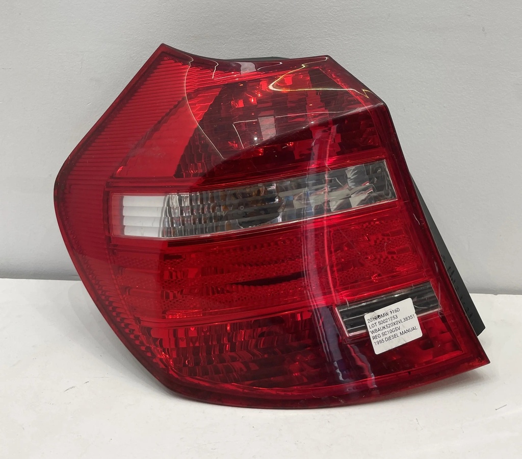 ✅Feu / phare arrière gauche BMW 116D 2010 E81 63217164955 7164955 50021253   