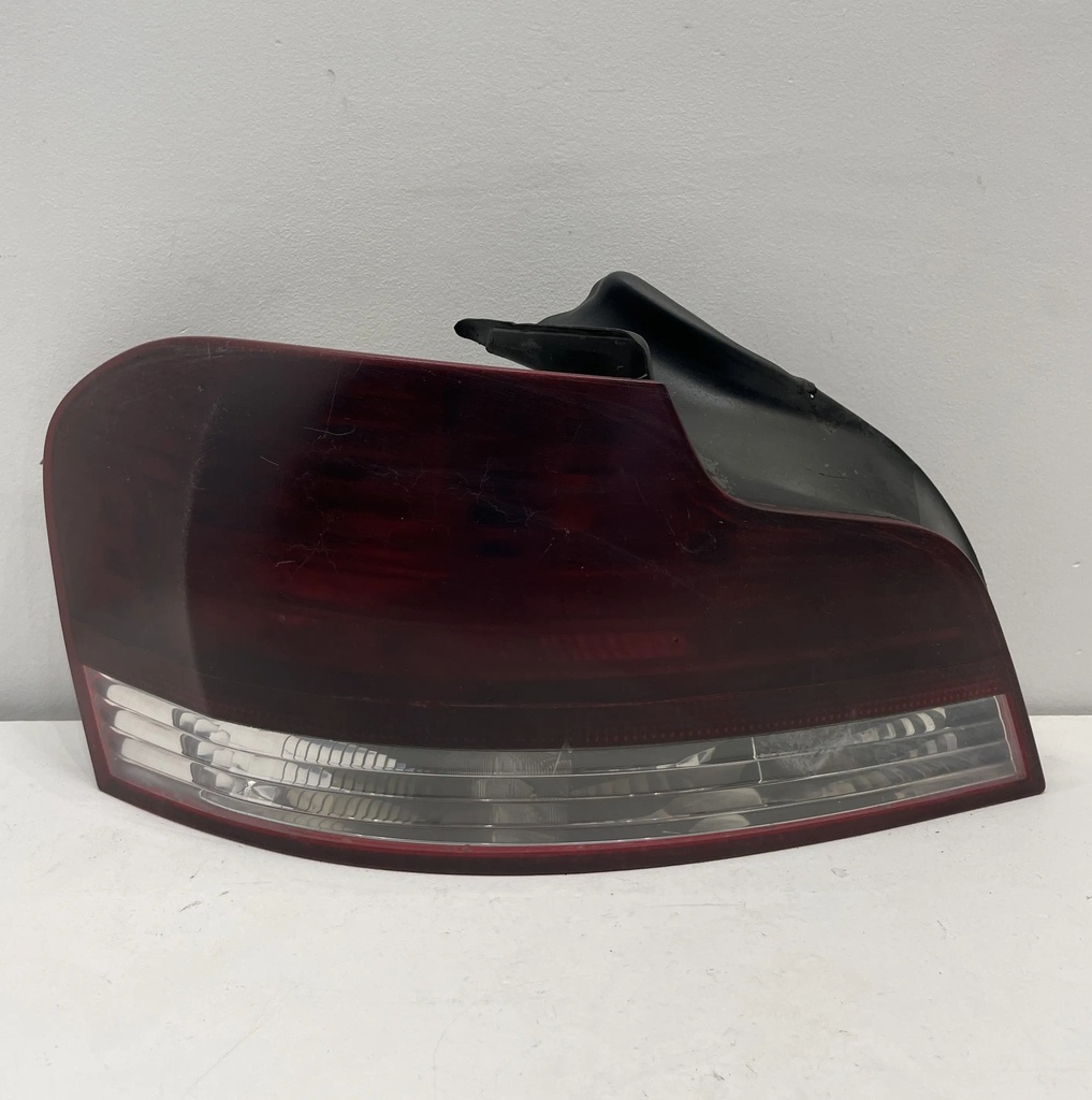 ✅Feu / phare arrière gauche BMW 118D 2010 E82 63217285641 7285641 334273 