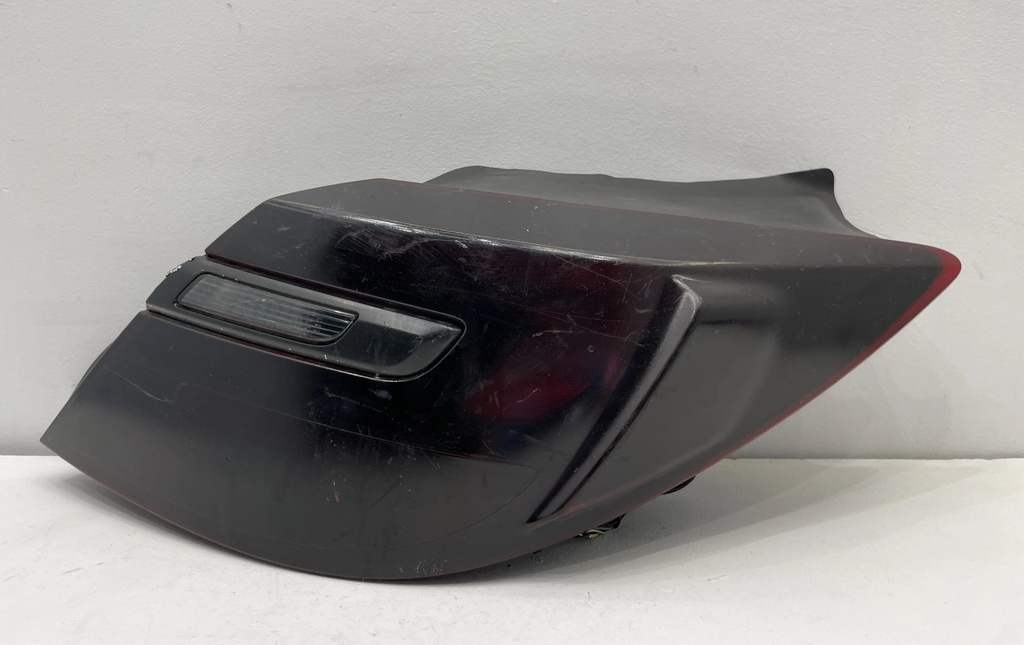 ✅Feu / phare arrière droite OPEL INSIGNIA 2016 39024205 21090218 50023286 