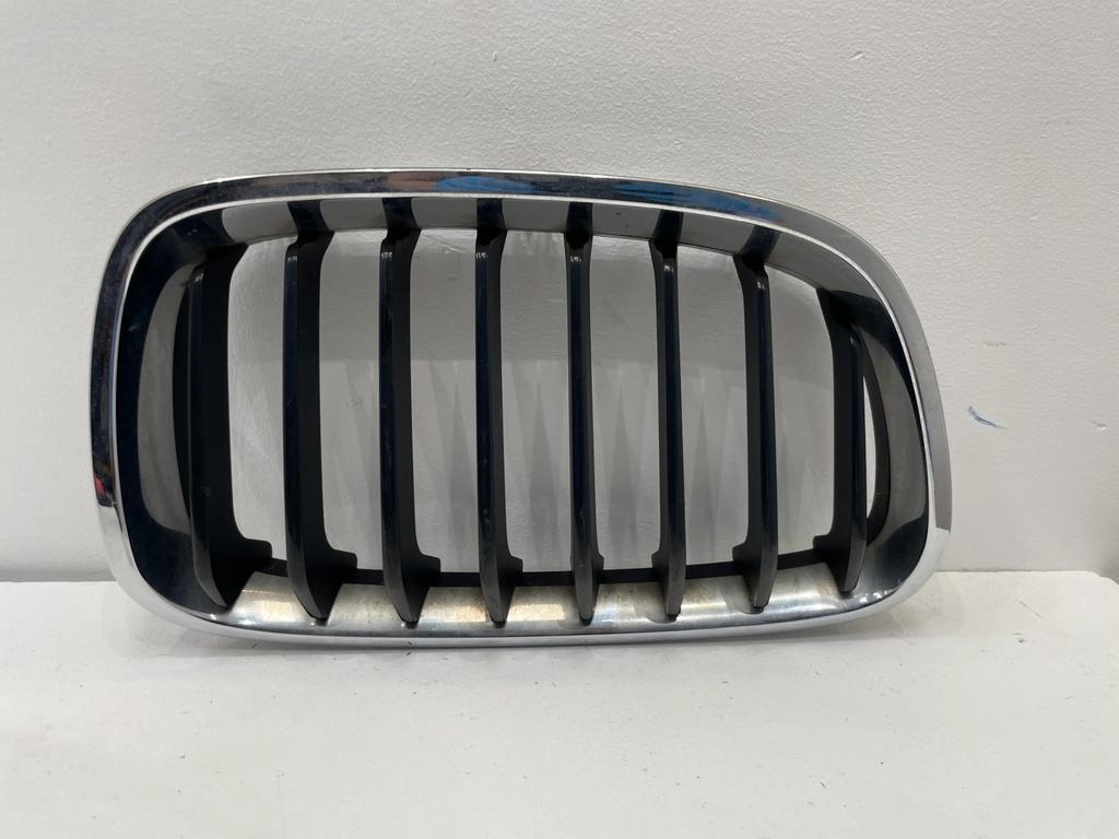 ✅Grille / Calandre avant droit BMW 118I 2013 F20 7239022 7262118 50022946