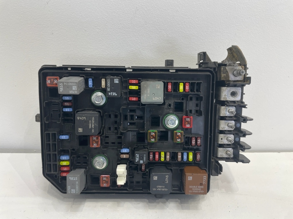✅BOÎTES À FUSIBLES OPEL ASTRA 2016 39040853 812461952 51734146