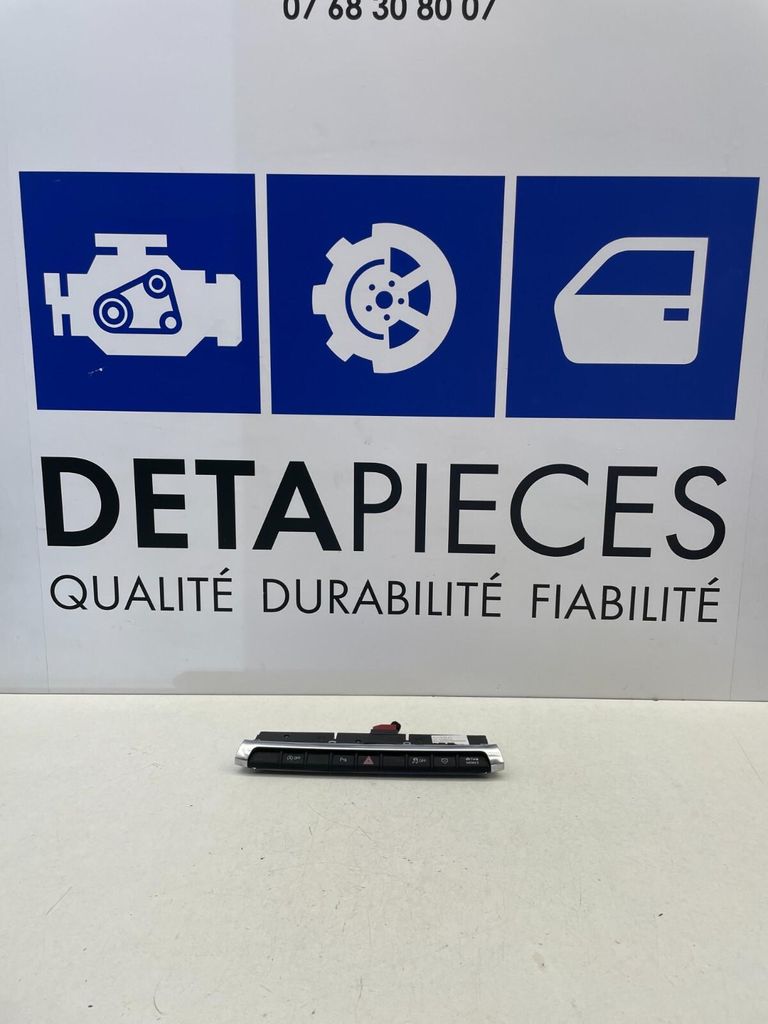 ✅Interrupteur feux de détresse AUDI A3 2013 R: 8V0925301 L: 56990234